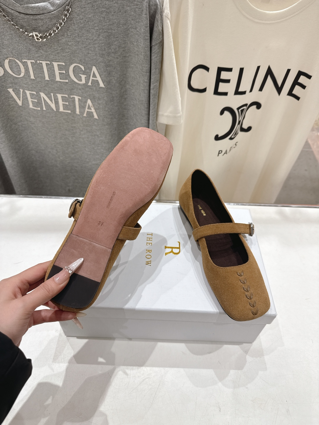 高版本出厂 the row 2026ss春夏走秀爆款小方头平底鞋玛丽珍休闲鞋单鞋非常舒服的平底鞋，极简设