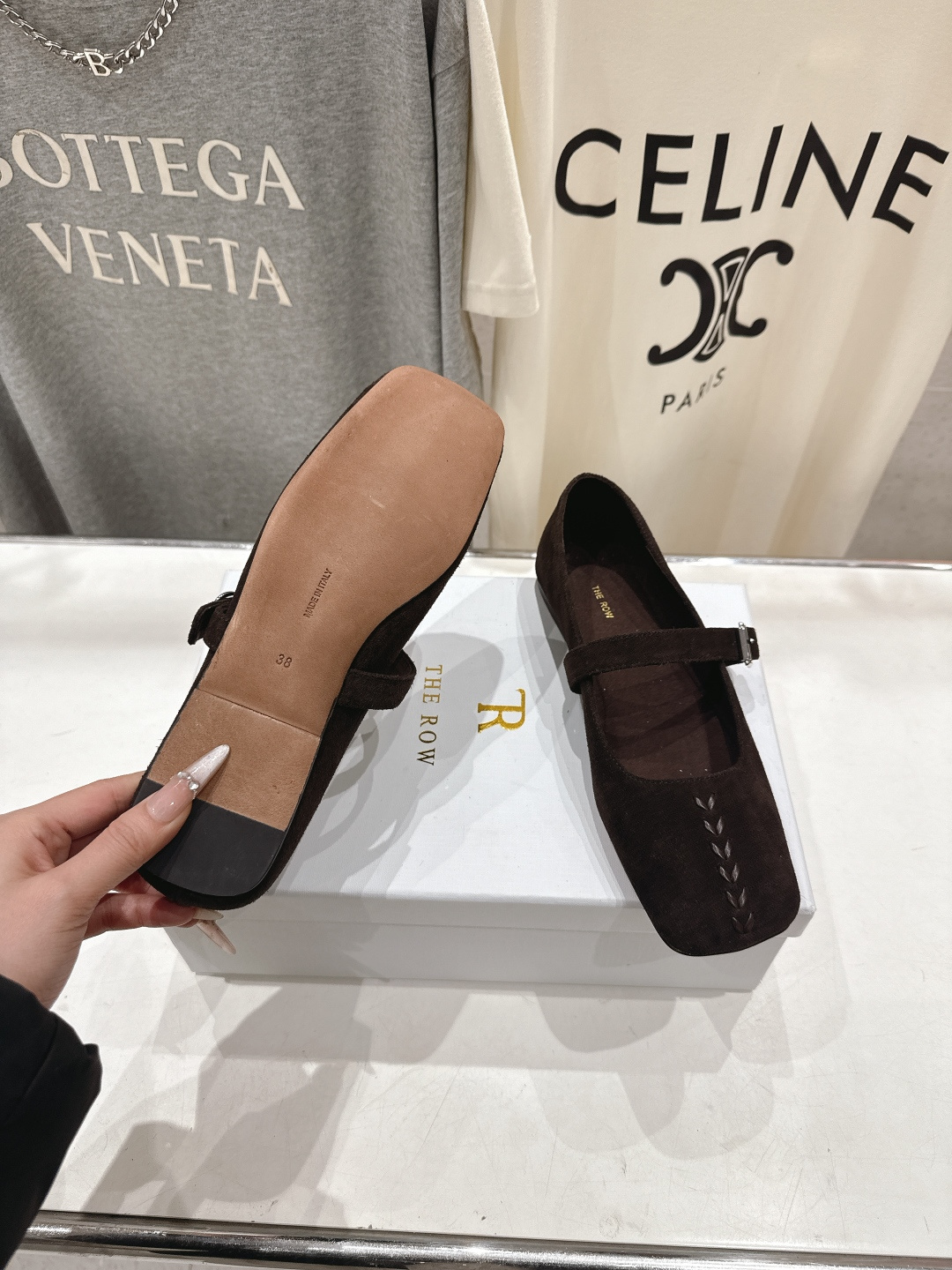 高版本出厂 the row 2026ss春夏走秀爆款小方头平底鞋玛丽珍休闲鞋单鞋非常舒服的平底鞋，极简设