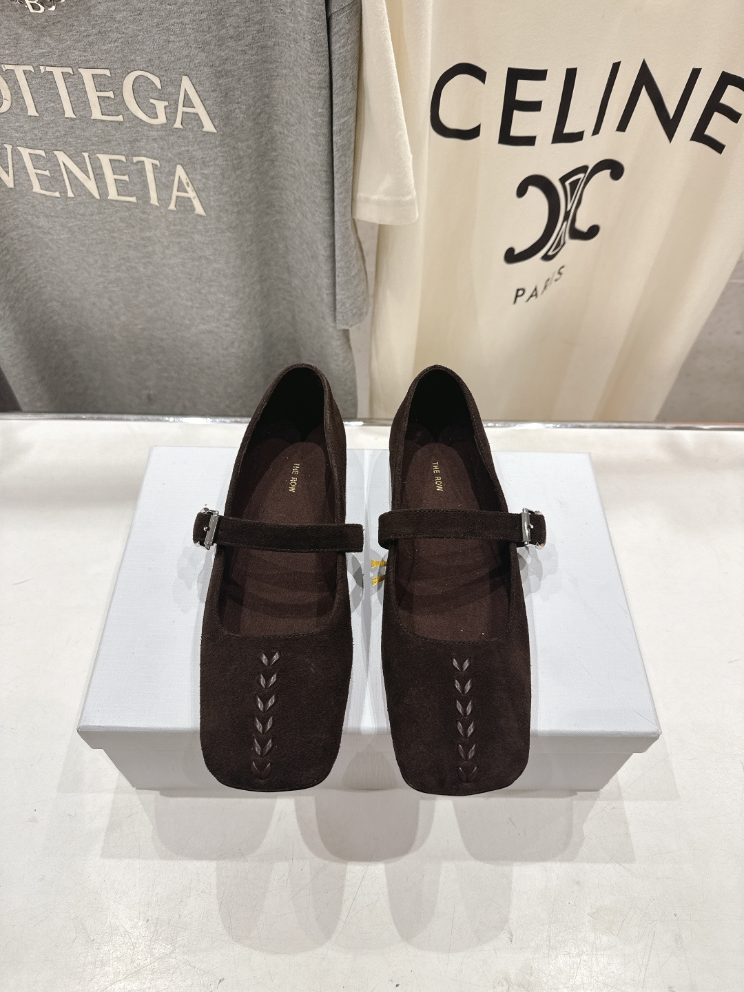 高版本出厂 the row 2026ss春夏走秀爆款小方头平底鞋玛丽珍休闲鞋单鞋非常舒服的平底鞋，极简设