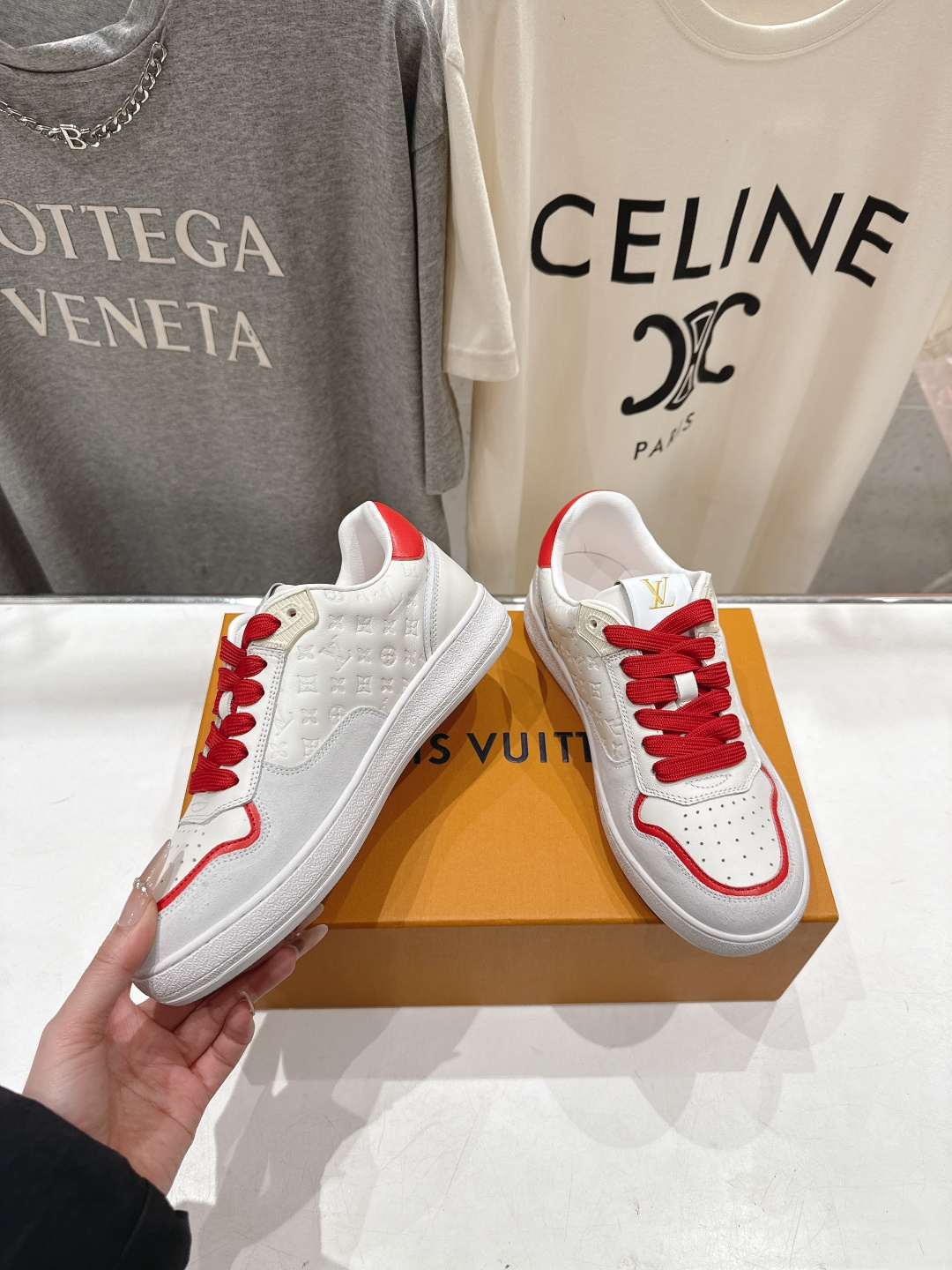 高版本出厂 LOUIS VUITTON～LV路易威登F057 L家驴牌最新款走秀款系列厚底运动休闲鞋原版