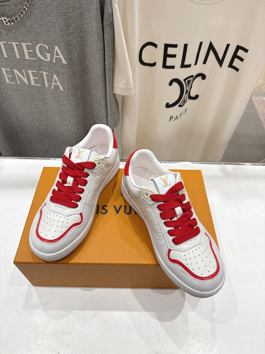 高版本出厂 LOUIS VUITTON～LV路易威登F057 L家驴牌最新款走秀款系列厚底运动休闲鞋原版