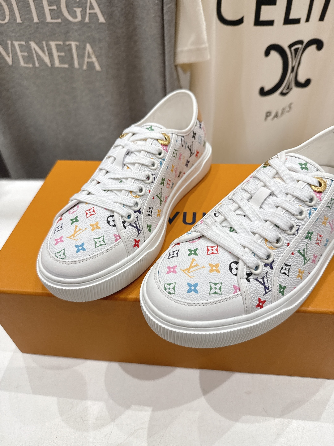 高版本出厂 LOUIS VUITTON～LV路易威登F057 L家驴牌最新款走秀款系列运动休闲鞋原版购入