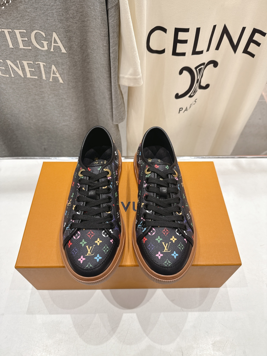 高版本出厂 LOUIS VUITTON～LV路易威登F057 L家驴牌最新款走秀款系列运动休闲鞋原版购入