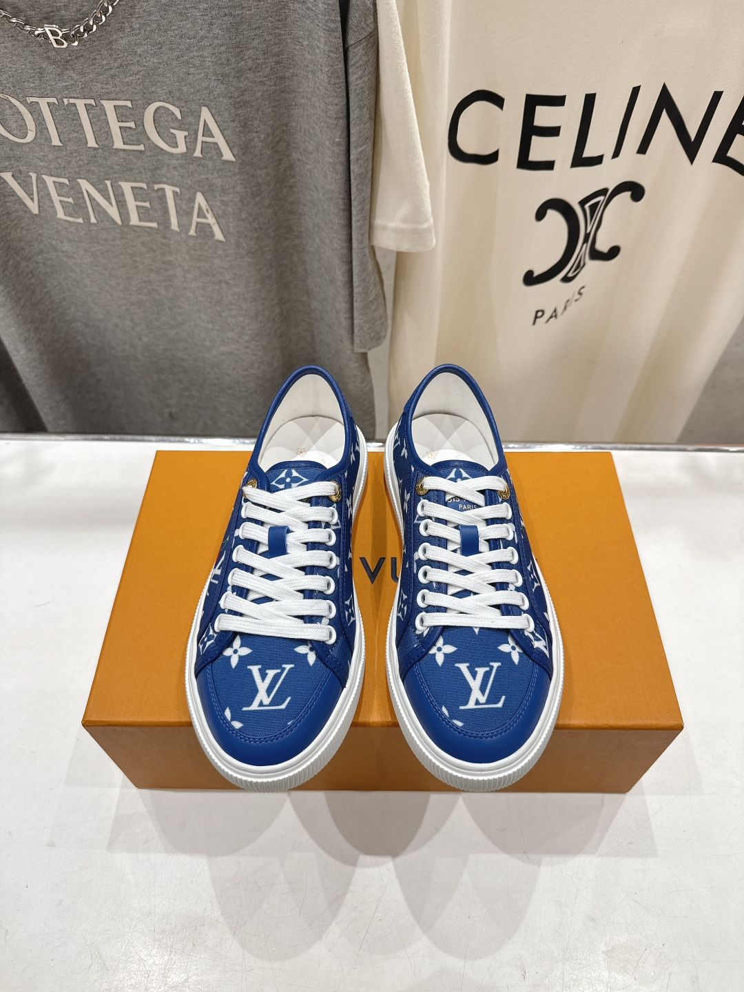 高版本出厂 LOUIS VUITTON～LV路易威登F057 L家驴牌最新款走秀款系列运动休闲鞋原版购入