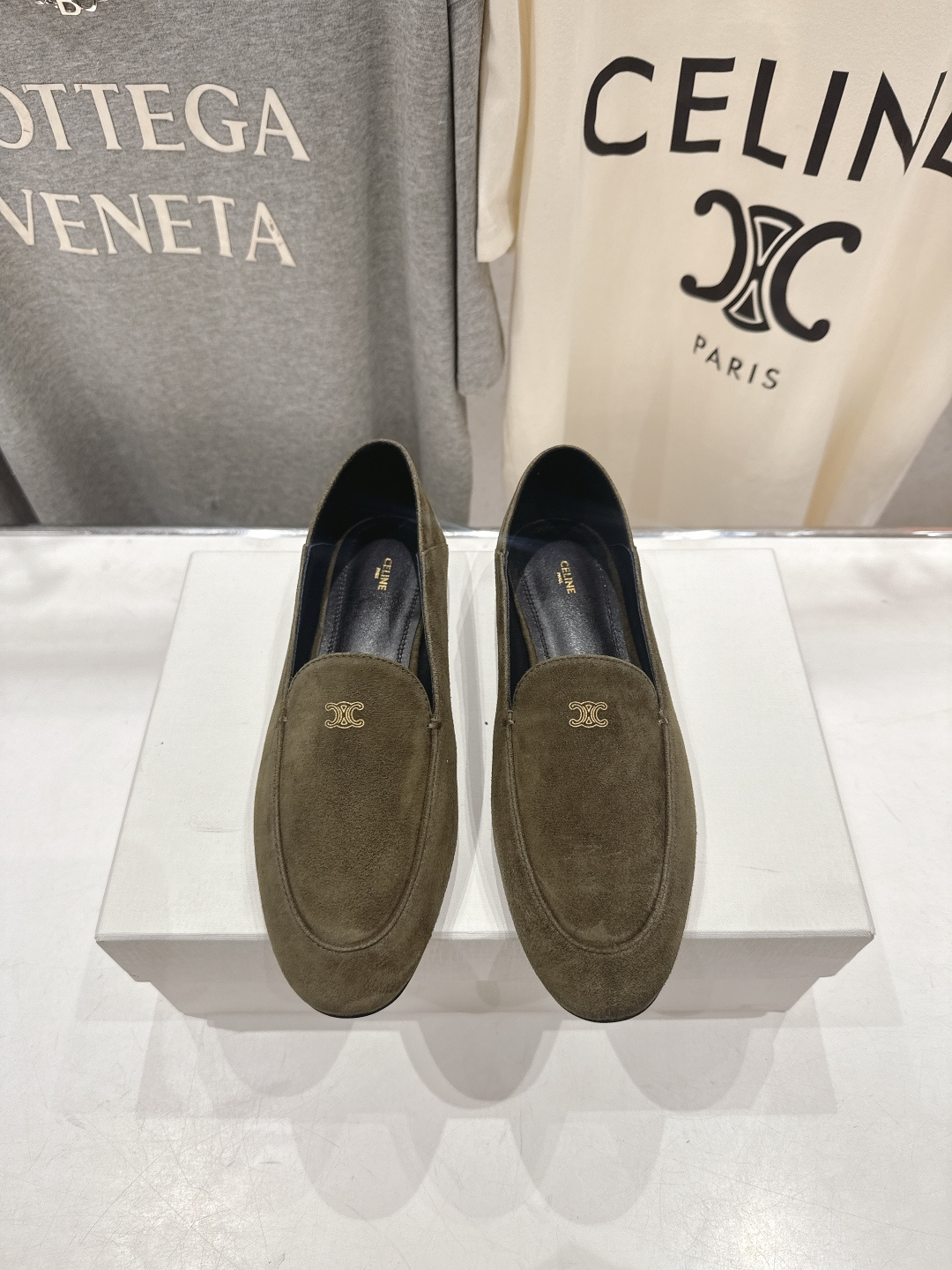 高版本出厂 CELINE*赛琳F030 2026ss春夏新款玛丽珍平底乐福鞋一脚蹬单鞋网红爆款来袭！各大