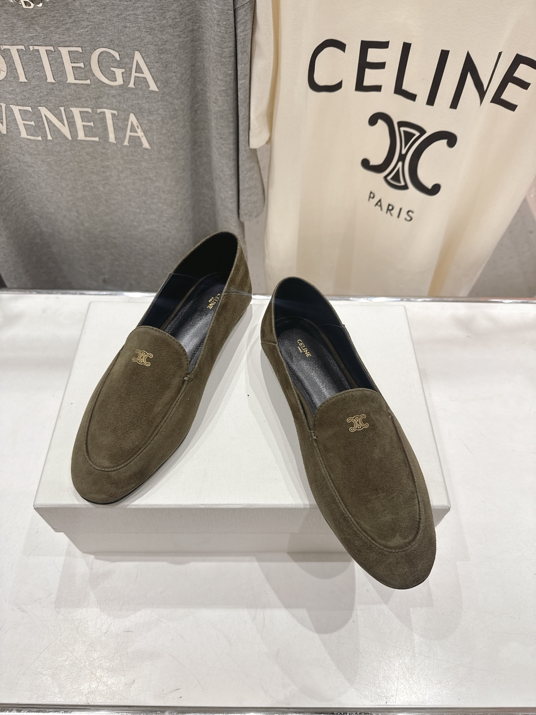 高版本出厂 CELINE*赛琳F030 2026ss春夏新款玛丽珍平底乐福鞋一脚蹬单鞋网红爆款来袭！各大