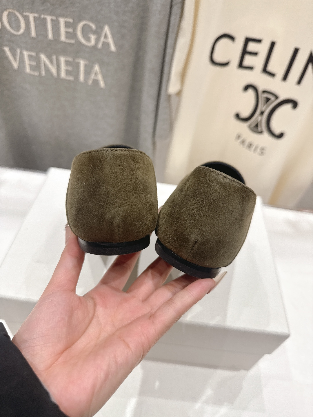 高版本出厂 CELINE*赛琳F030 2026ss春夏新款玛丽珍平底乐福鞋一脚蹬单鞋网红爆款来袭！各大