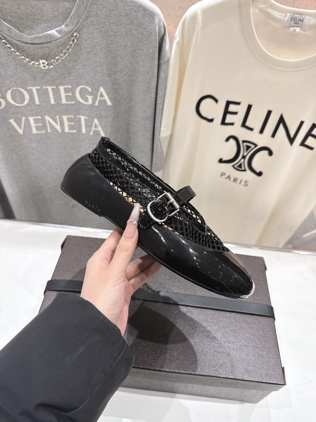 高版本出厂 独家新品 Alaia 阿莱亚26ss/ F013走秀款平底网面鞋芭蕾舞鞋 最近超火的一款平底