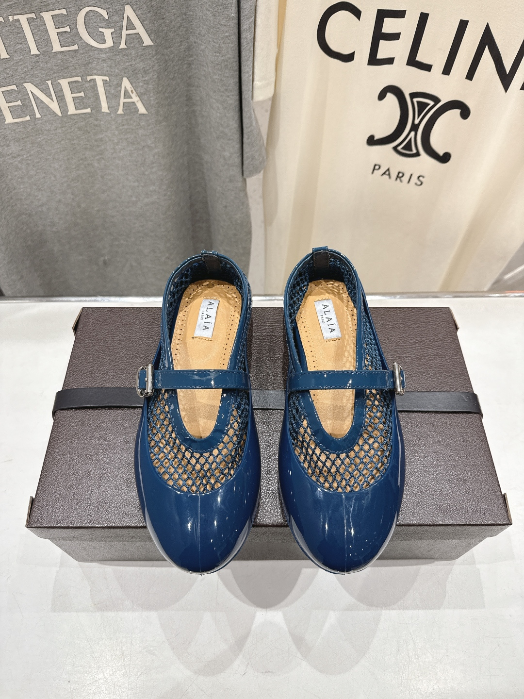 高版本出厂 独家新品 Alaia 阿莱亚26ss/ F013走秀款平底网面鞋芭蕾舞鞋 最近超火的一款平底