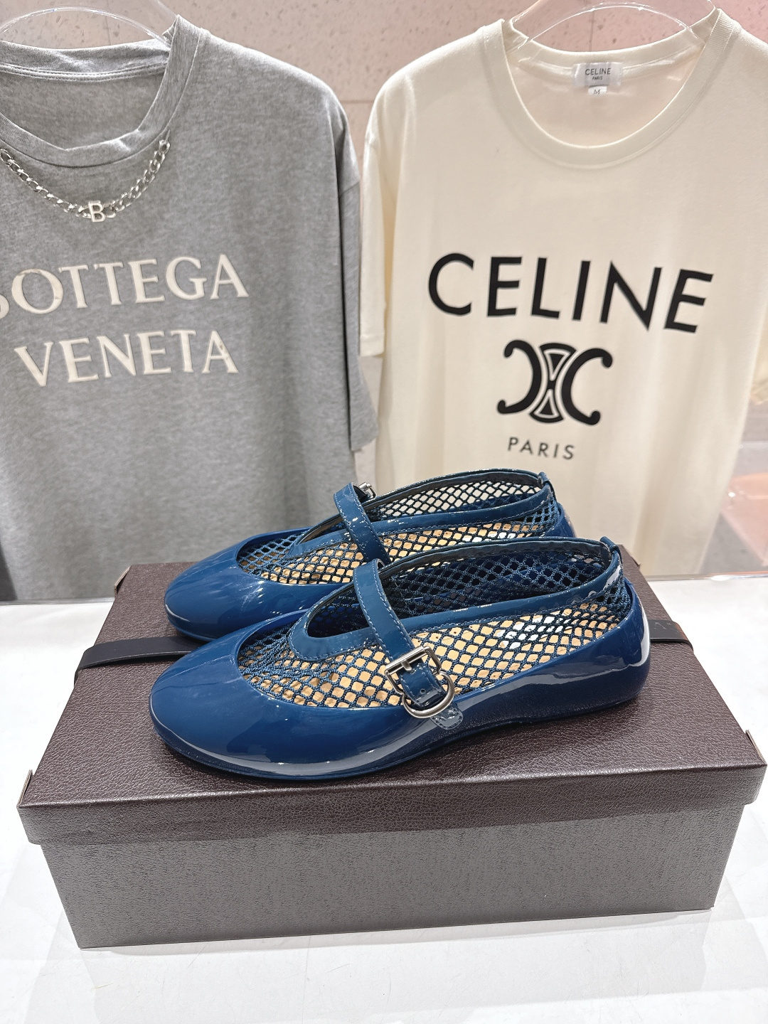 高版本出厂 独家新品 Alaia 阿莱亚26ss/ F013走秀款平底网面鞋芭蕾舞鞋 最近超火的一款平底