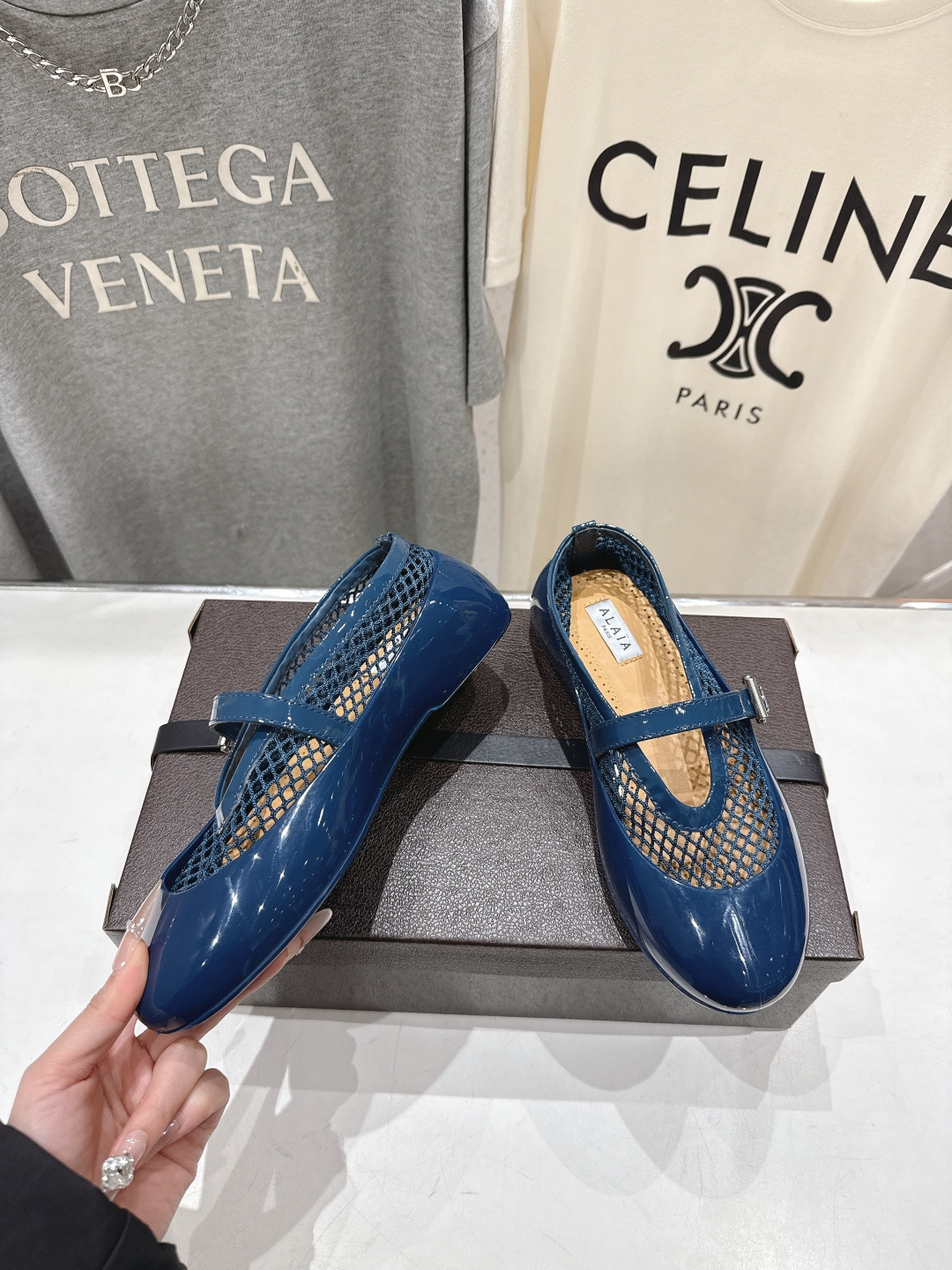 高版本出厂 独家新品 Alaia 阿莱亚26ss/ F013走秀款平底网面鞋芭蕾舞鞋 最近超火的一款平底