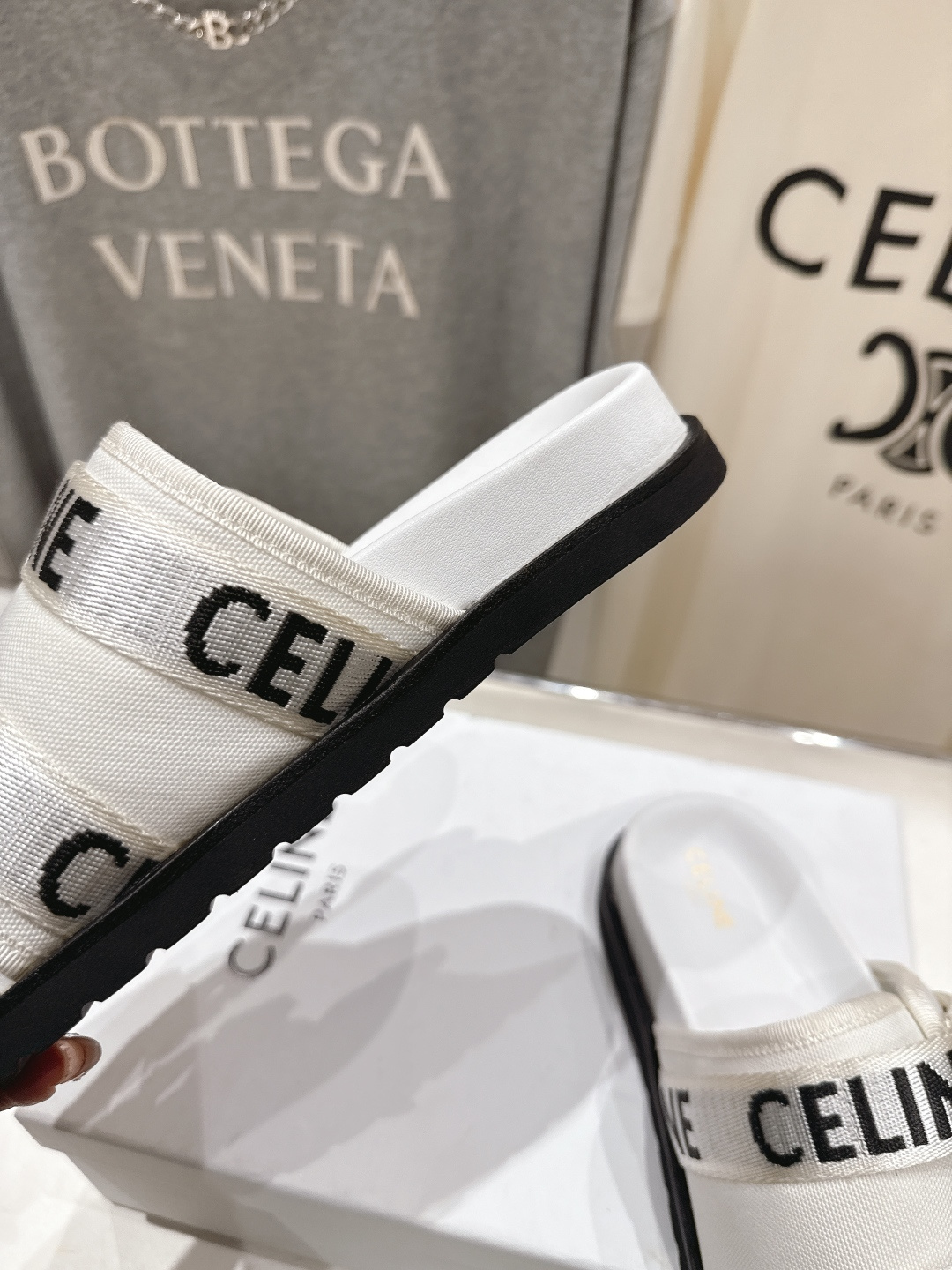 高版本出厂 Celine*塞琳F035 2026ss春夏新款勃肯半托魔术贴凉拖鞋高级感十足网红ins种草