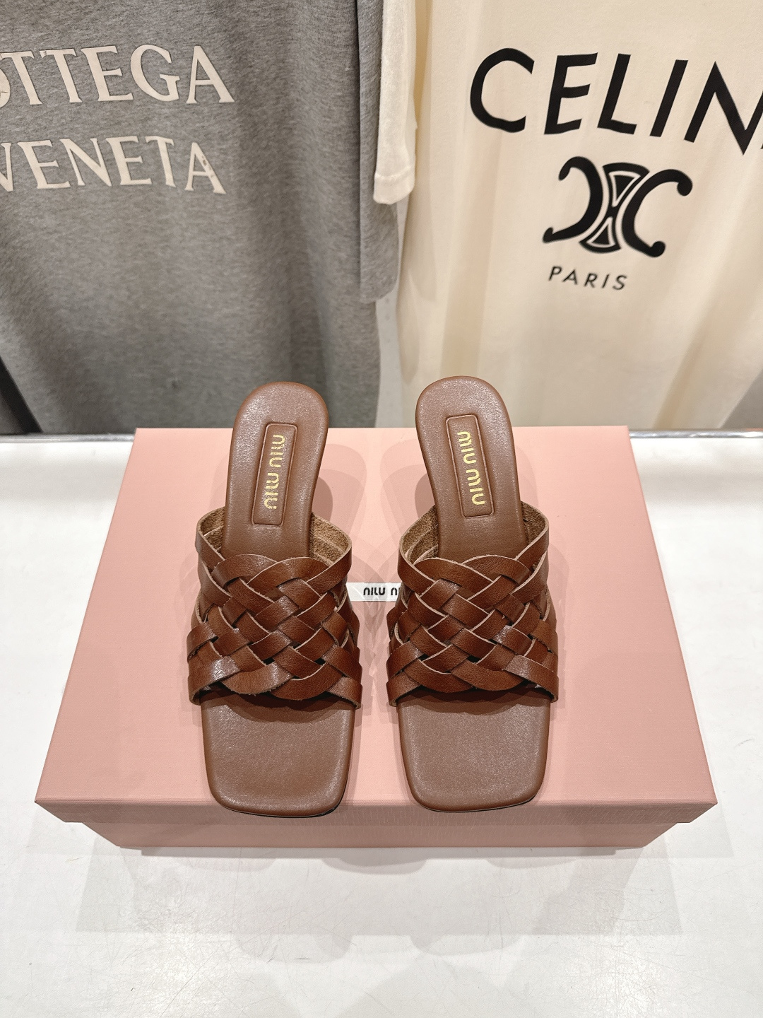 高版本出厂 MiuMiu*缪缪F032 2026ss春夏新款高跟凉鞋拖鞋Zp开发 原版拆卸 秒杀市面普通