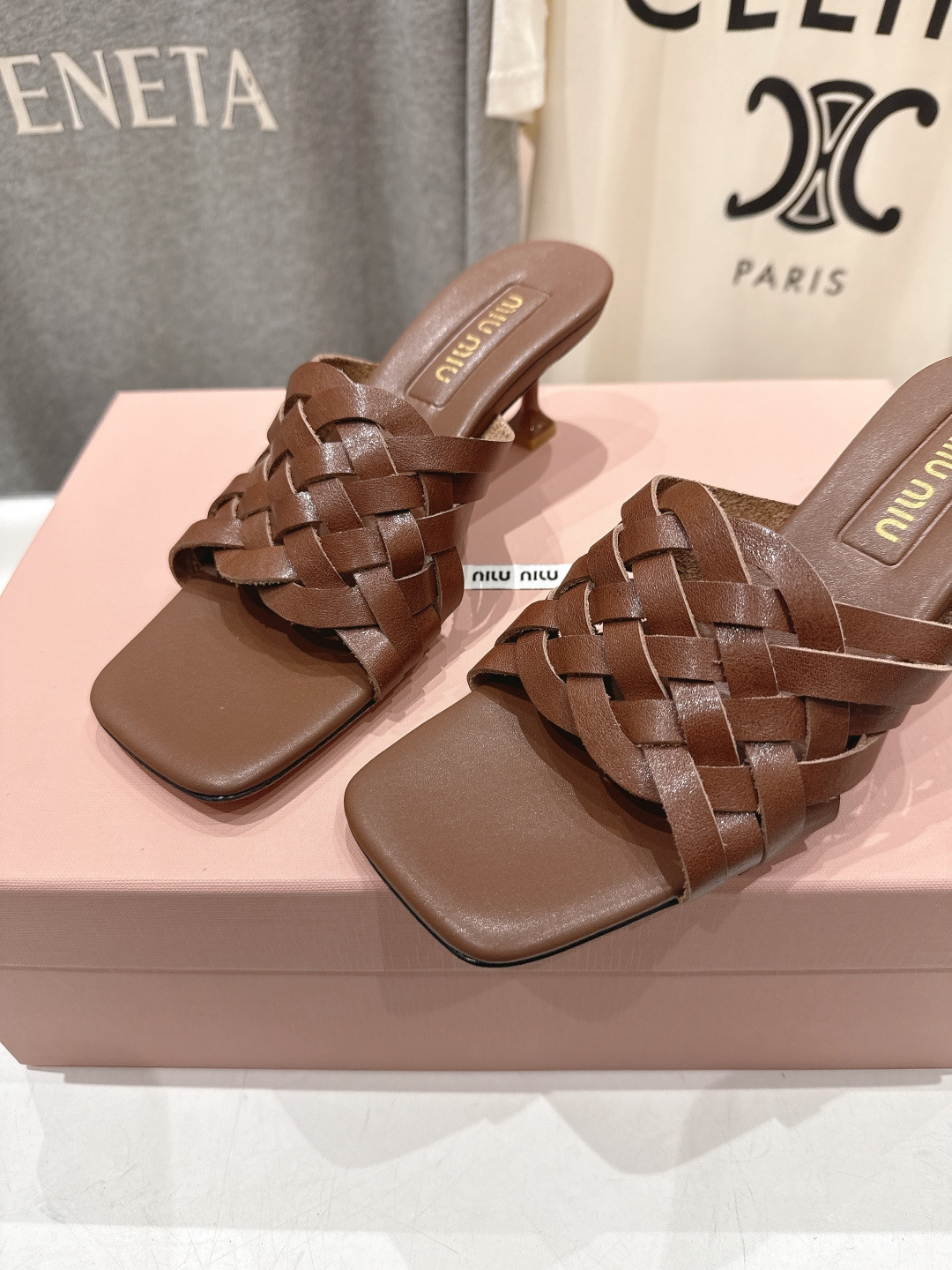 高版本出厂 MiuMiu*缪缪F032 2026ss春夏新款高跟凉鞋拖鞋Zp开发 原版拆卸 秒杀市面普通