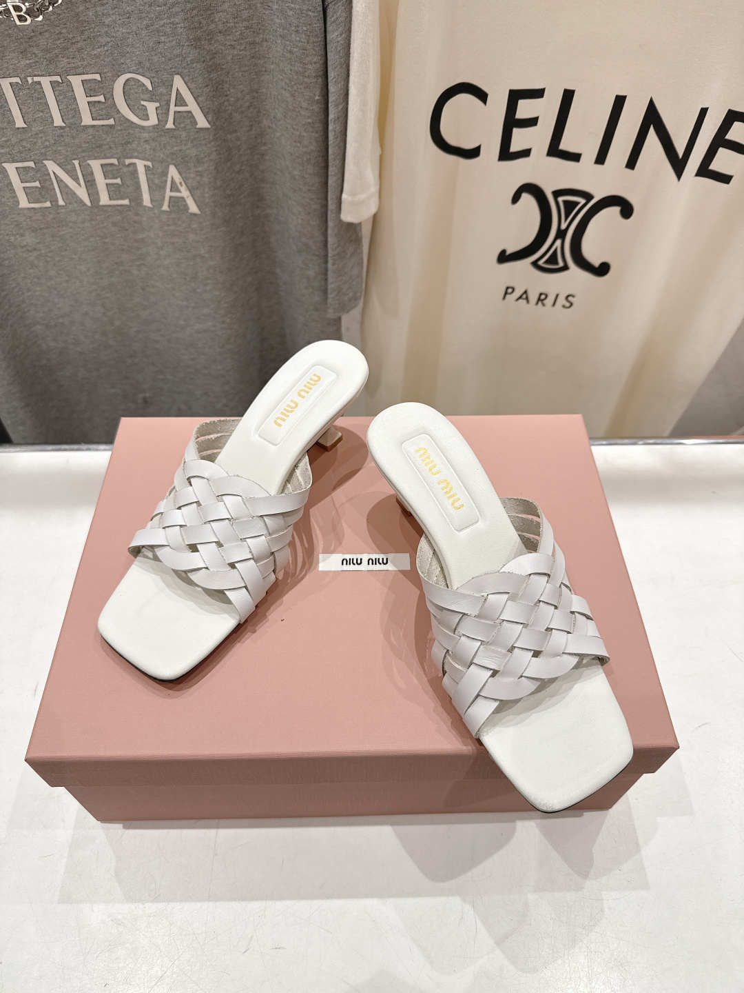 高版本出厂 MiuMiu*缪缪F032 2026ss春夏新款高跟凉鞋拖鞋Zp开发 原版拆卸 秒杀市面普通