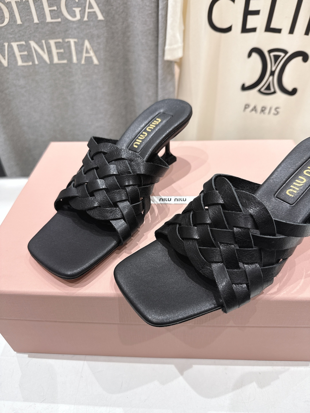 高版本出厂 MiuMiu*缪缪F032 2026ss春夏新款高跟凉鞋拖鞋Zp开发 原版拆卸 秒杀市面普通