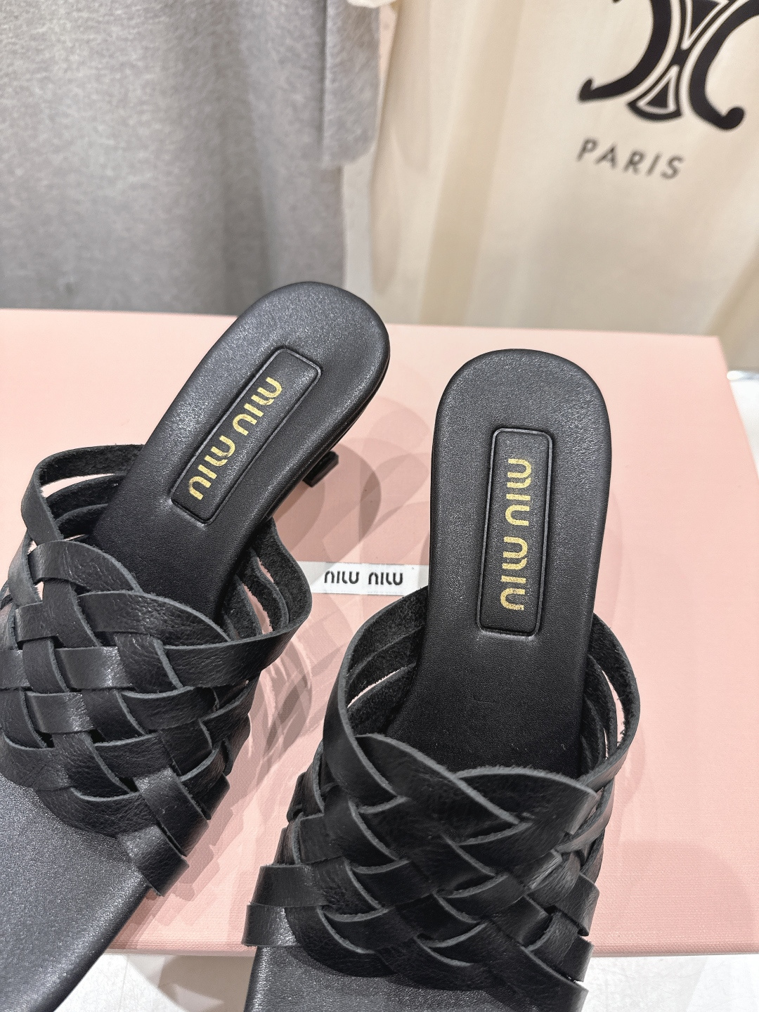 高版本出厂 MiuMiu*缪缪F032 2026ss春夏新款高跟凉鞋拖鞋Zp开发 原版拆卸 秒杀市面普通