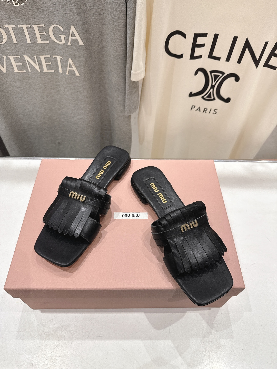 高版本出厂 MiuMiu*缪缪F032 2026ss春夏新款平底流苏凉鞋拖鞋Zp开发 原版拆卸 秒杀市面