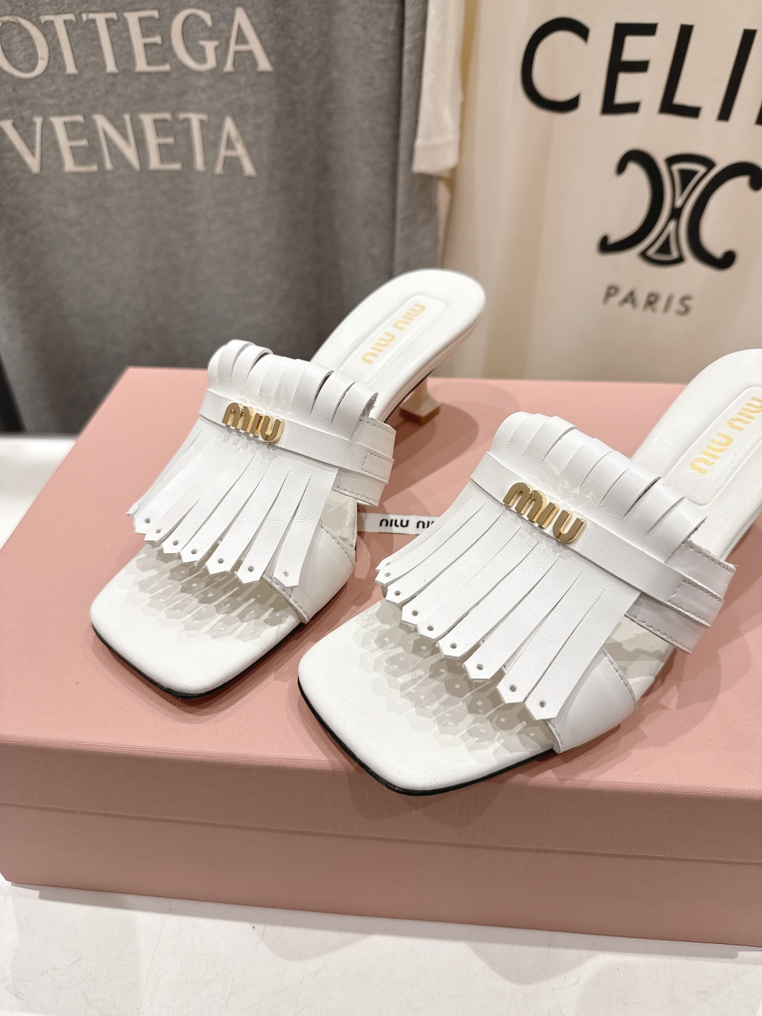 高版本出厂 MiuMiu*缪缪F032 2026ss春夏新款高跟流苏凉鞋拖鞋Zp开发 原版拆卸 秒杀市面