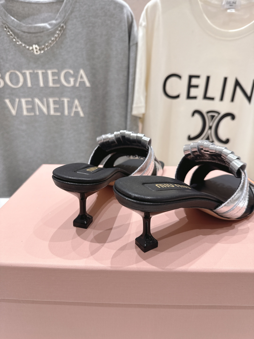 高版本出厂 MiuMiu*缪缪F032 2026ss春夏新款高跟流苏凉鞋拖鞋Zp开发 原版拆卸 秒杀市面