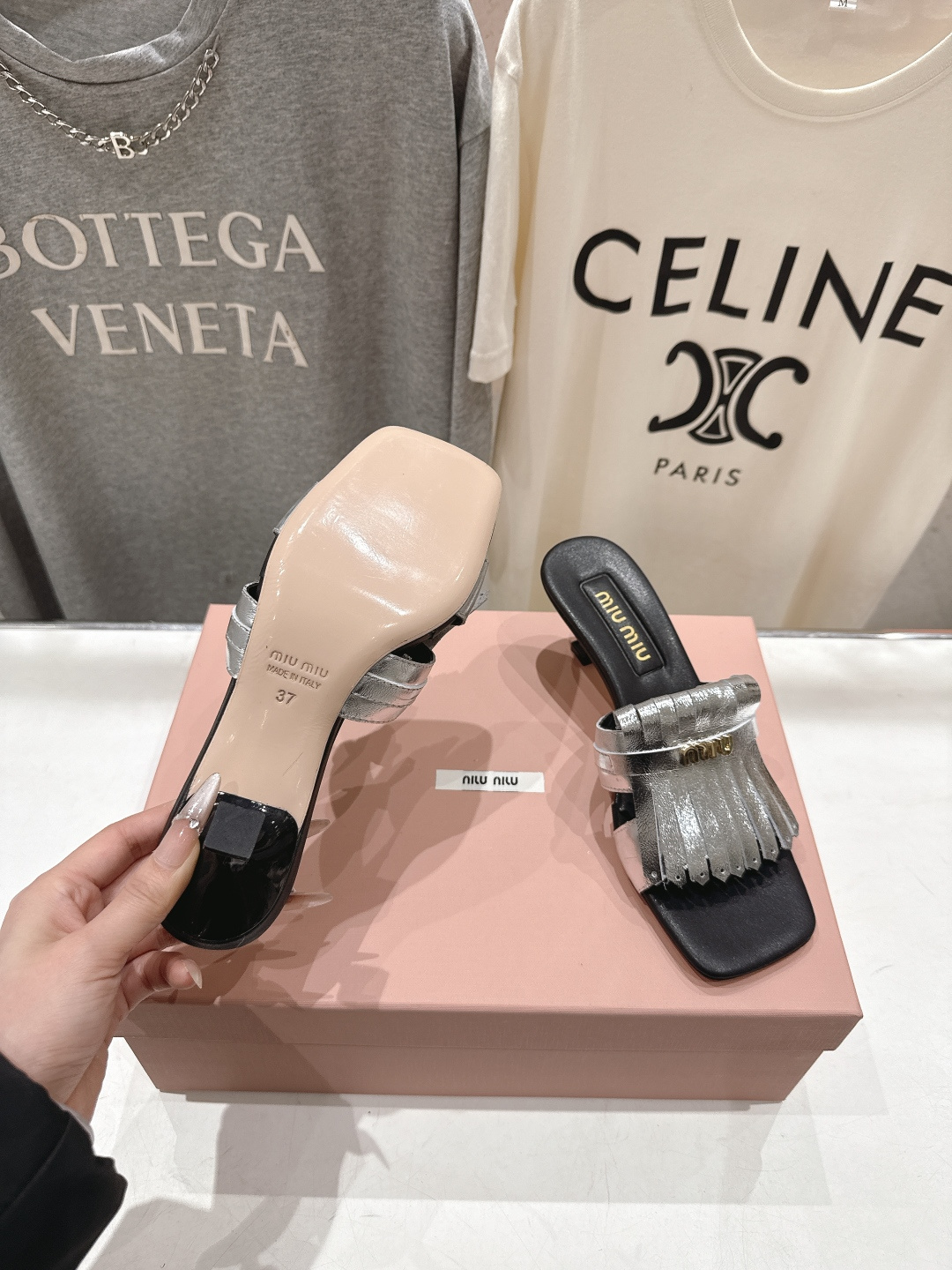 高版本出厂 MiuMiu*缪缪F032 2026ss春夏新款高跟流苏凉鞋拖鞋Zp开发 原版拆卸 秒杀市面