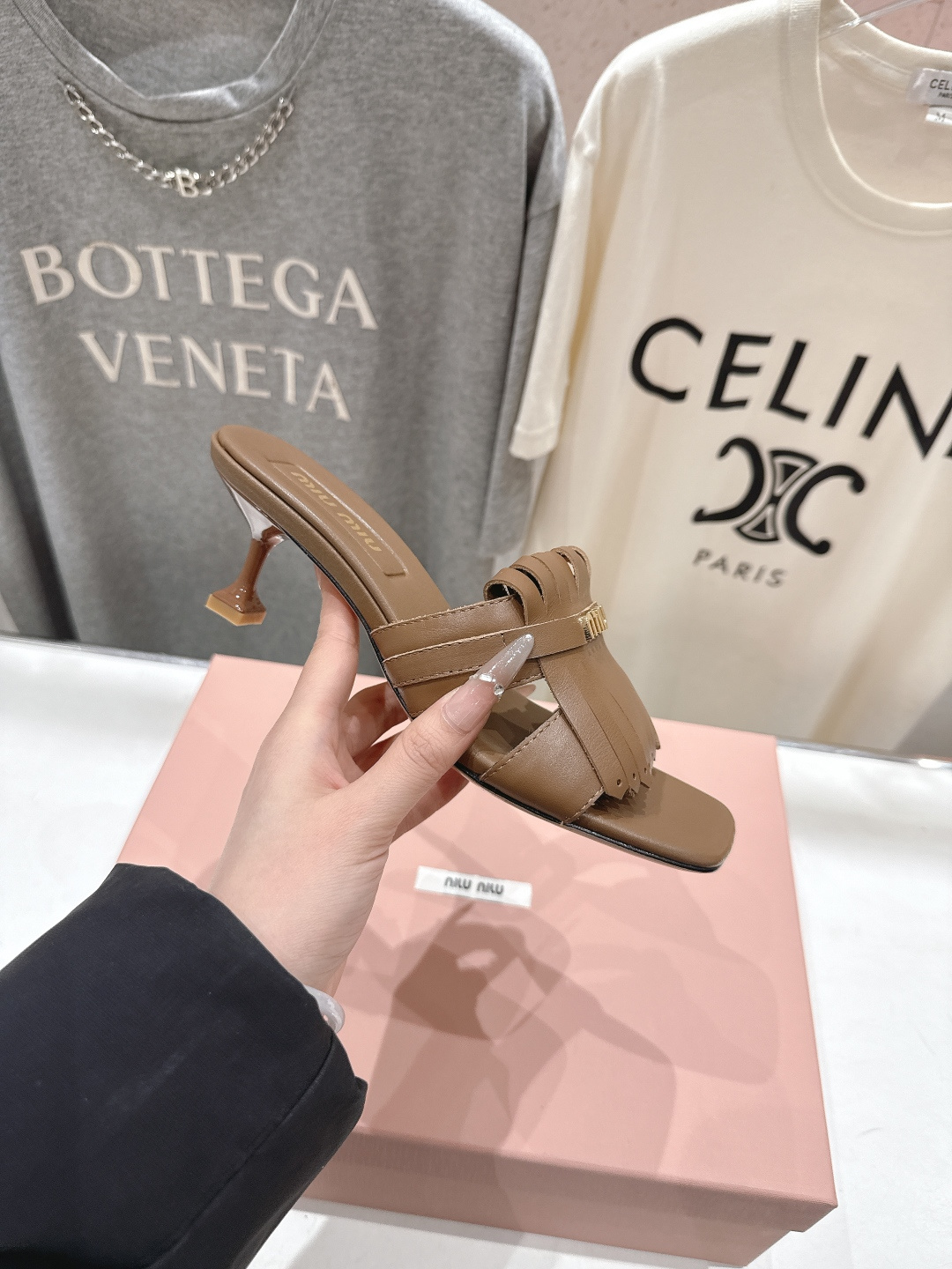 高版本出厂 MiuMiu*缪缪F032 2026ss春夏新款高跟流苏凉鞋拖鞋Zp开发 原版拆卸 秒杀市面