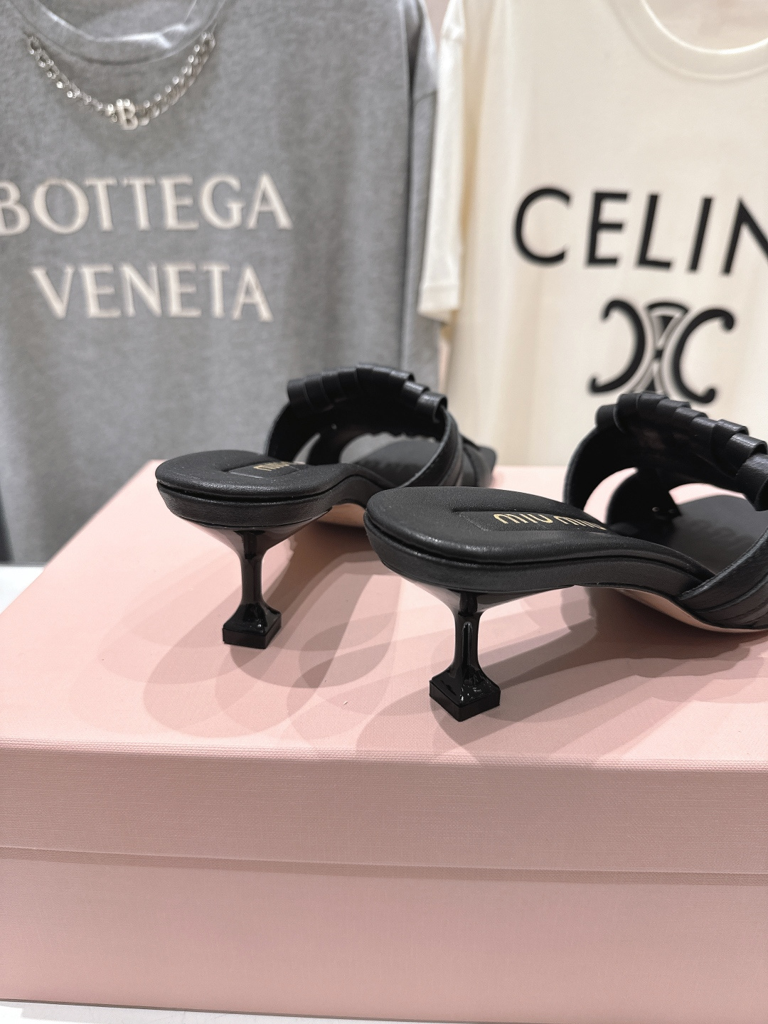 高版本出厂 MiuMiu*缪缪F032 2026ss春夏新款高跟流苏凉鞋拖鞋Zp开发 原版拆卸 秒杀市面