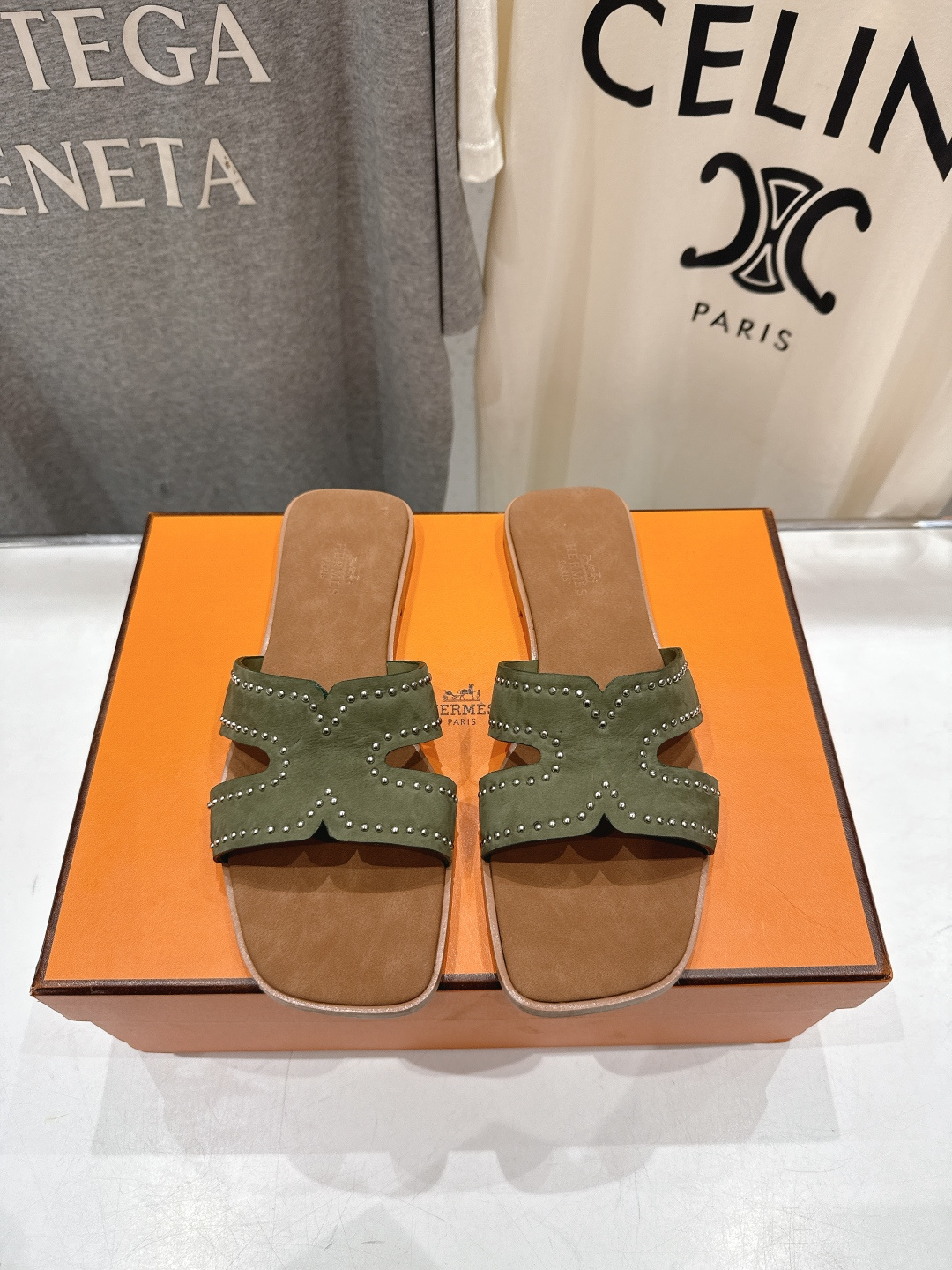 高版本出厂 HERMES*✈️爱马仕F032 H家2026ss最新夏季升级版经典款平底H拖鞋🇮🇹度假旅游