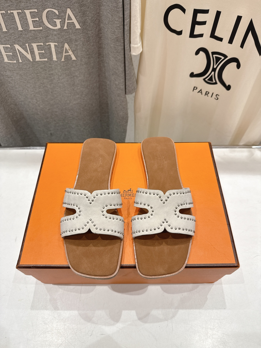 高版本出厂 HERMES*✈️爱马仕F032 H家2026ss最新夏季升级版经典款平底H拖鞋🇮🇹度假旅游