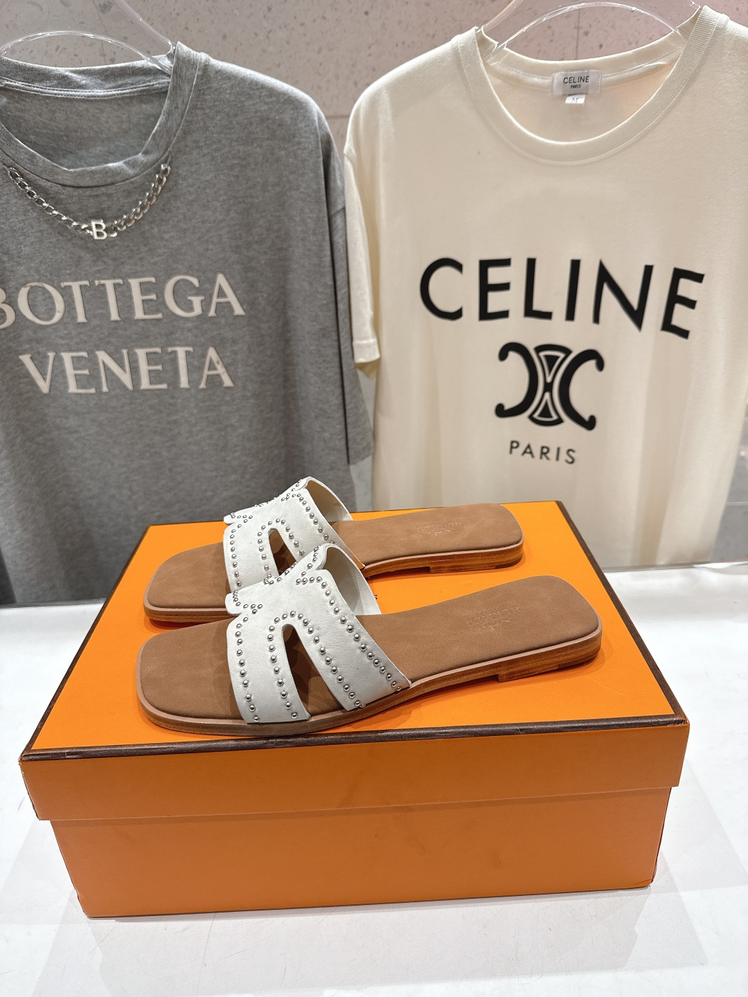 高版本出厂 HERMES*✈️爱马仕F032 H家2026ss最新夏季升级版经典款平底H拖鞋🇮🇹度假旅游