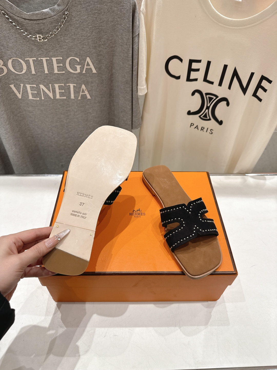 高版本出厂 HERMES*✈️爱马仕F032 H家2026ss最新夏季升级版经典款平底H拖鞋🇮🇹度假旅游