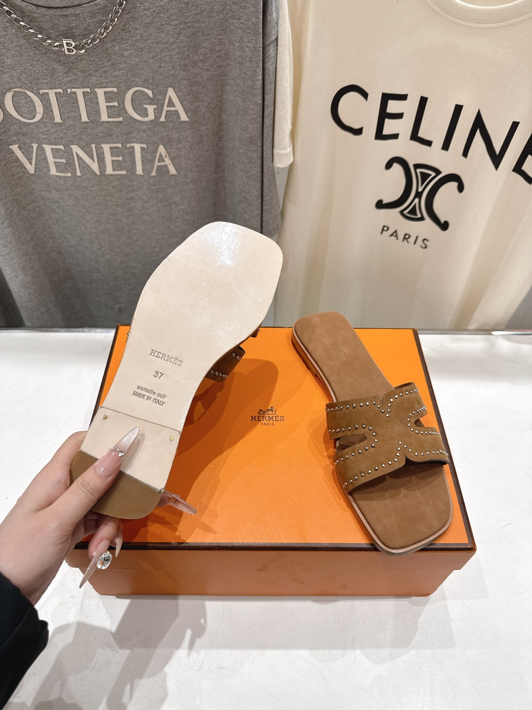 高版本出厂 HERMES*✈️爱马仕F032 H家2026ss最新夏季升级版经典款平底H拖鞋🇮🇹度假旅游