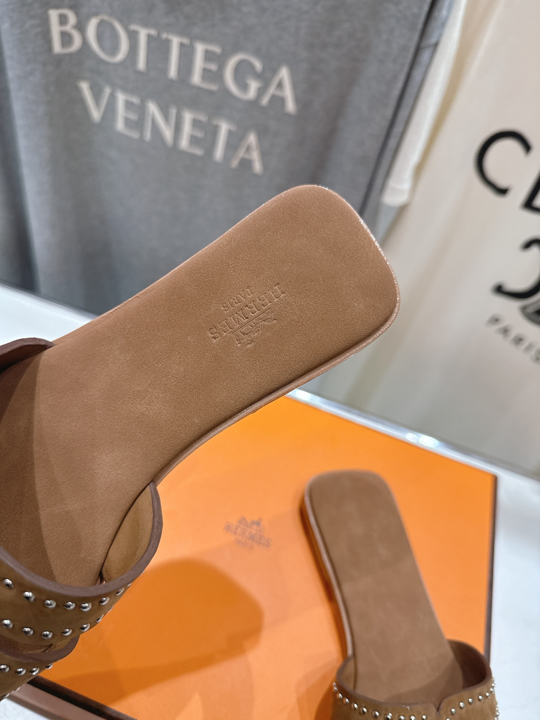 高版本出厂 HERMES*✈️爱马仕F032 H家2026ss最新夏季升级版经典款平底H拖鞋🇮🇹度假旅游