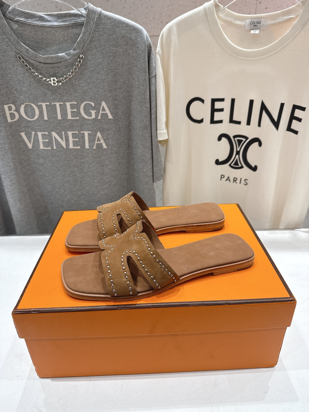 高版本出厂 HERMES*✈️爱马仕F032 H家2026ss最新夏季升级版经典款平底H拖鞋🇮🇹度假旅游