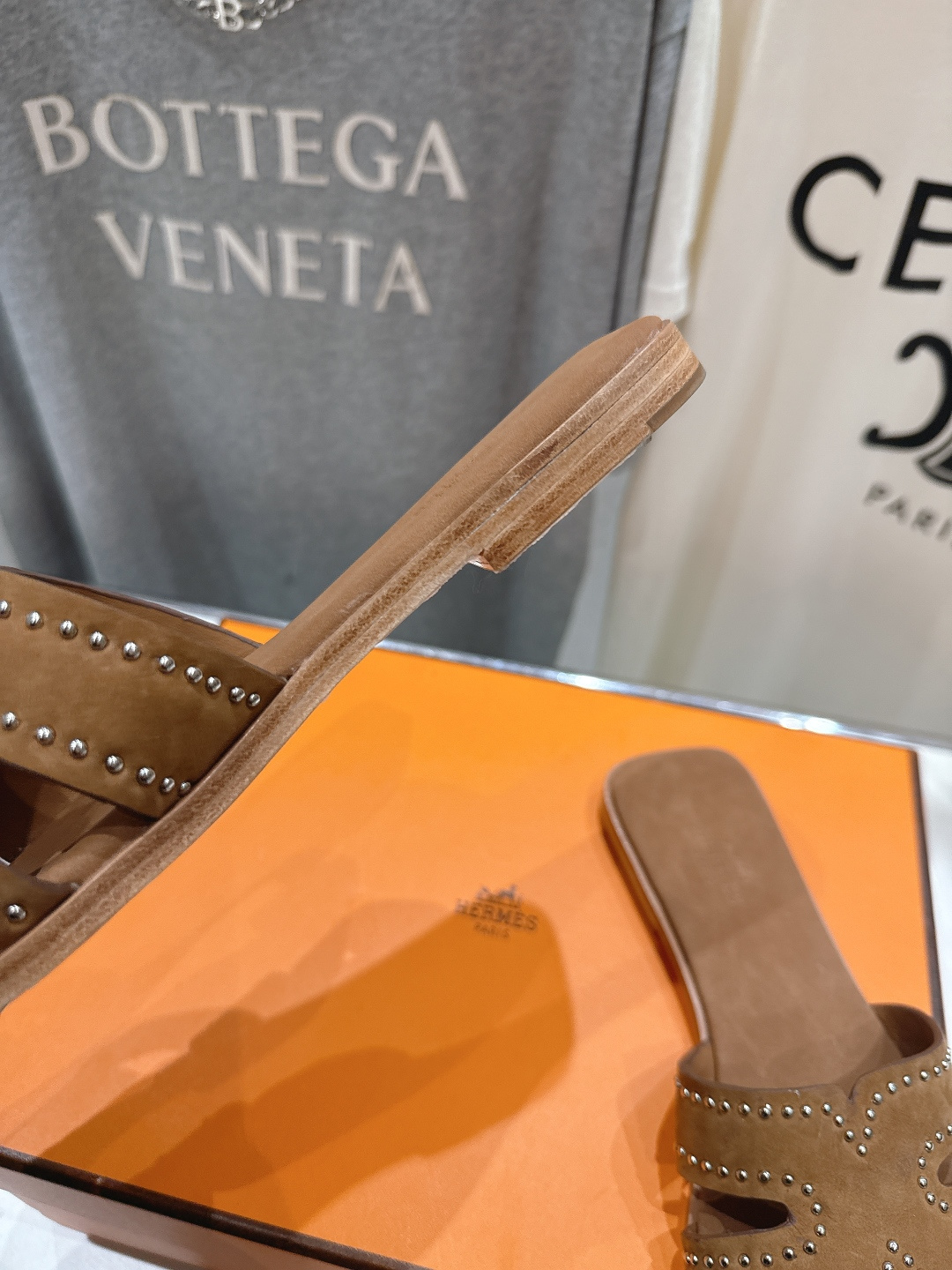 高版本出厂 HERMES*✈️爱马仕F032 H家2026ss最新夏季升级版经典款平底H拖鞋🇮🇹度假旅游