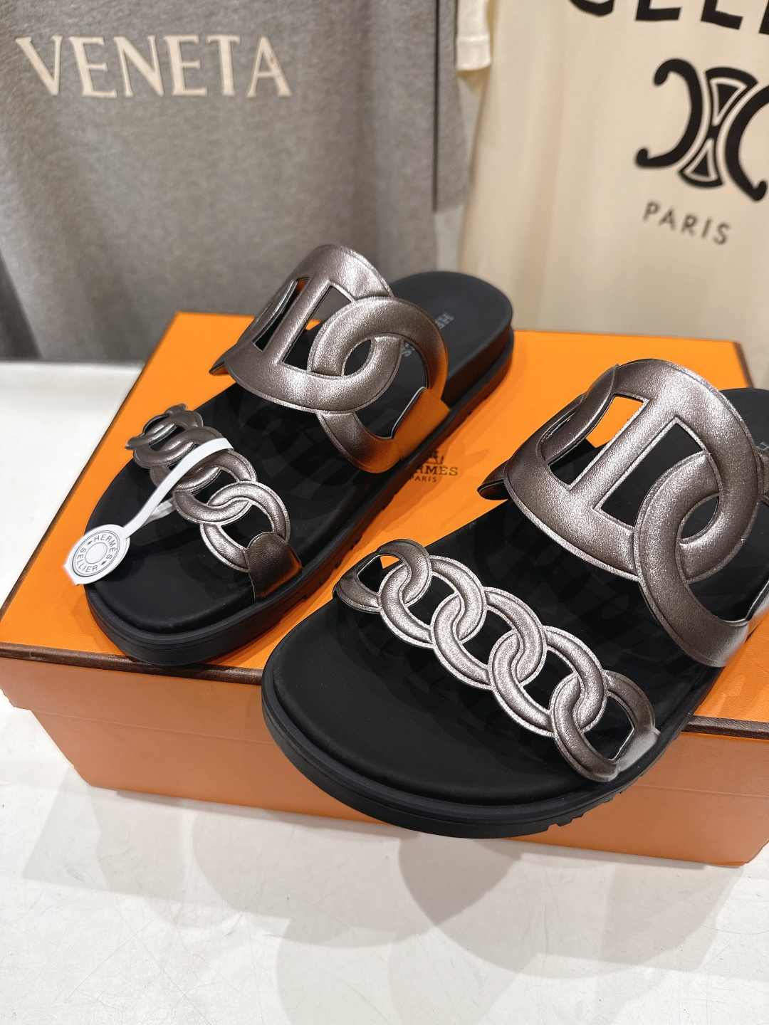 高版本出厂 男码+10 Hermer*爱马仕F050 H家春夏凉拖系列经典款型➕2026最新配色 一直都