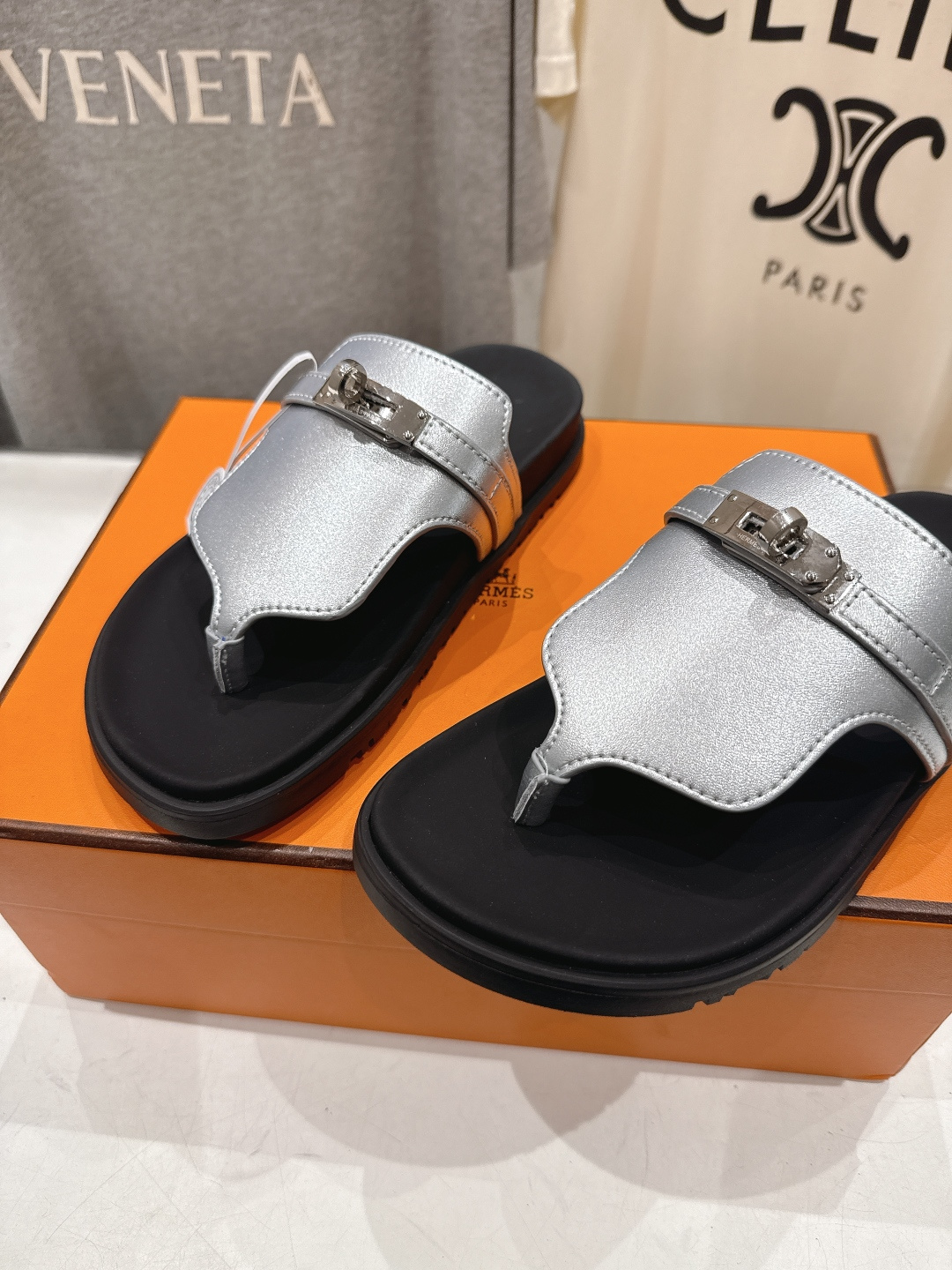 高版本出厂 男码+10 Hermer*爱马仕F050 H家春夏凉拖系列经典款型➕2026最新配色 一直都