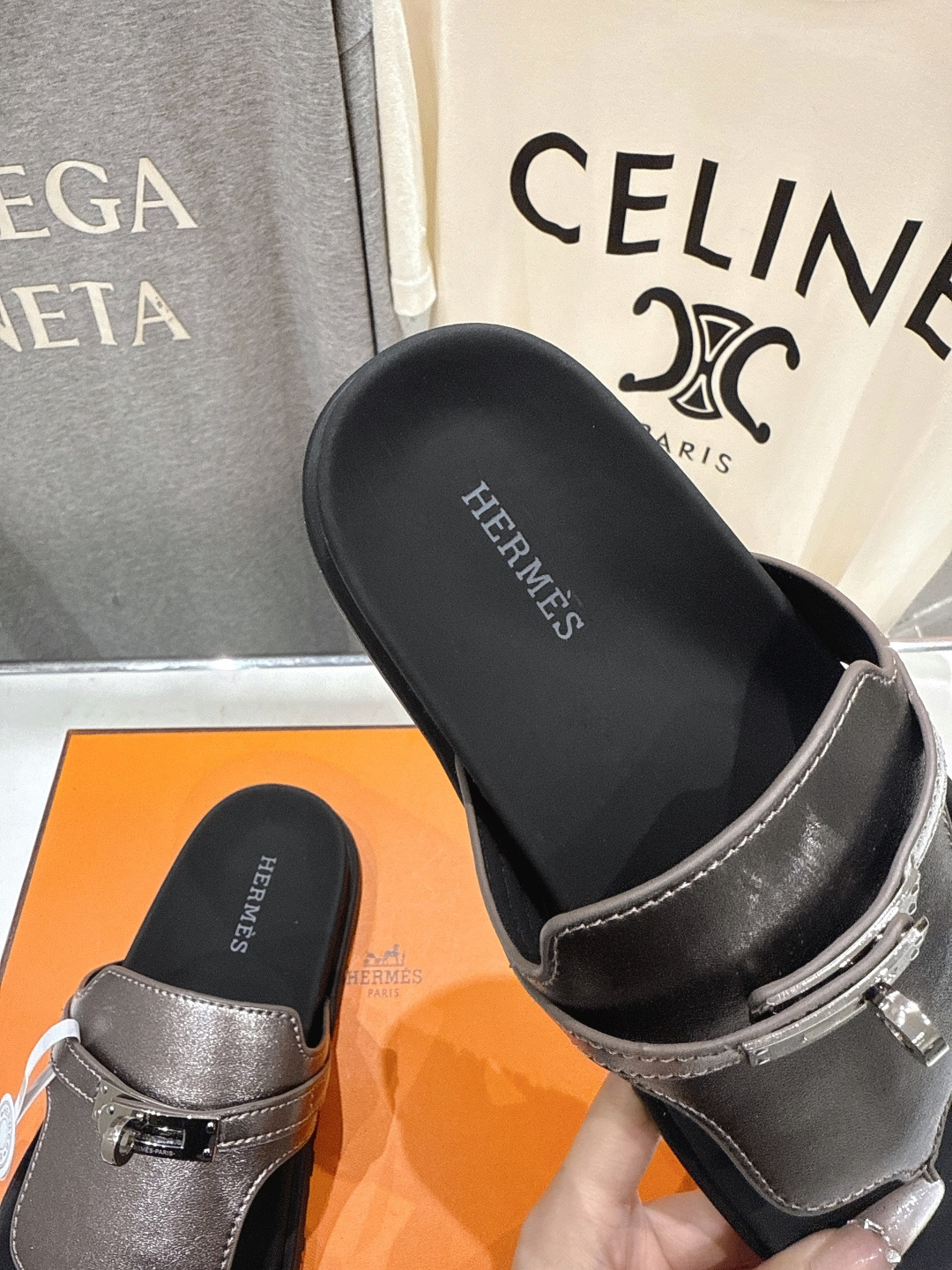 高版本出厂 男码+10 Hermer*爱马仕F050 H家春夏凉拖系列经典款型➕2026最新配色 一直都