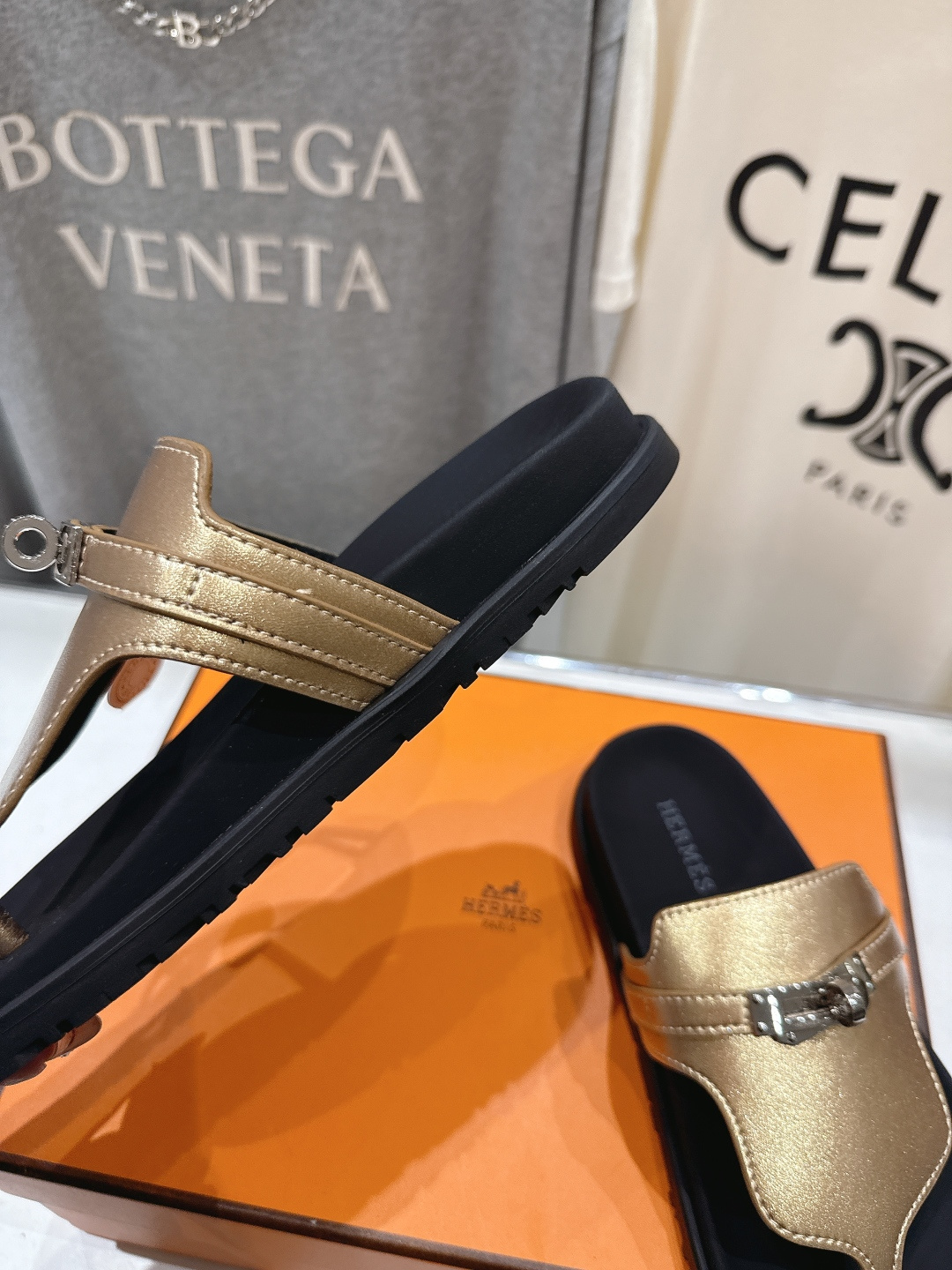 高版本出厂 男码+10 Hermer*爱马仕F050 H家春夏凉拖系列经典款型➕2026最新配色 一直都