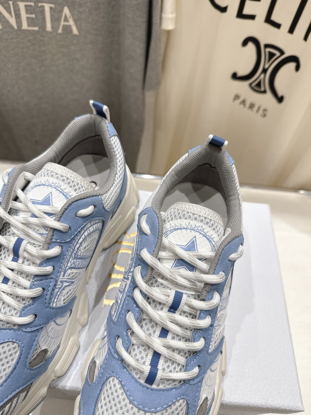 市场高版本 Dior*迪奥D家2026ss新款新色厚底休闲运动鞋老爹鞋，融入d家高定精神诠释经典跑鞋！原