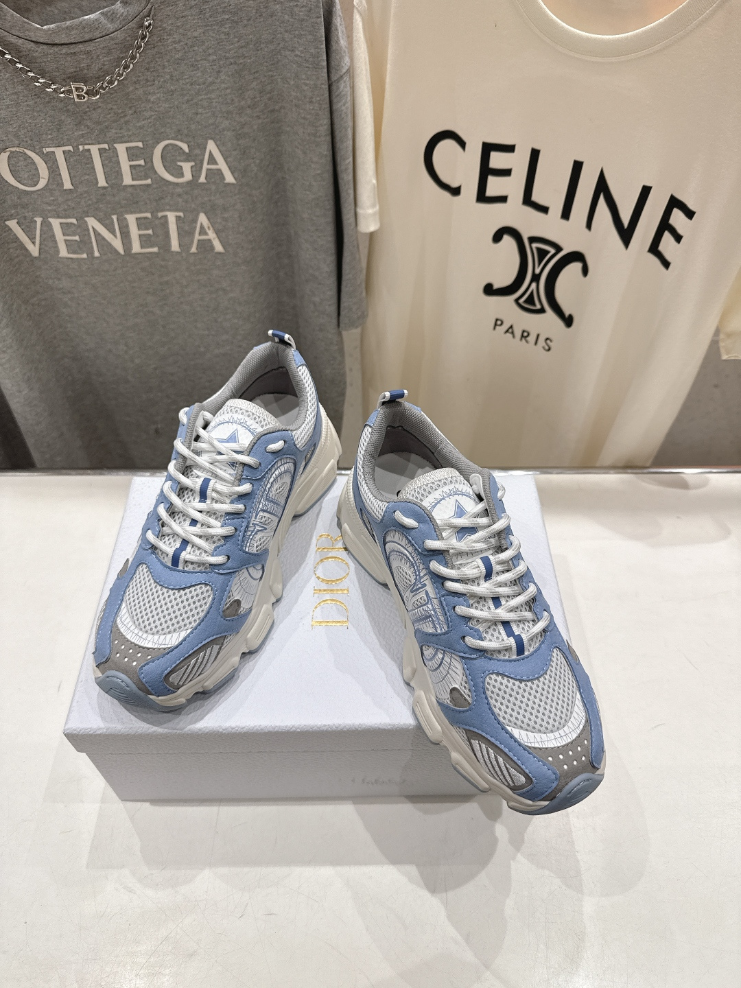 市场高版本 Dior*迪奥D家2026ss新款新色厚底休闲运动鞋老爹鞋，融入d家高定精神诠释经典跑鞋！原