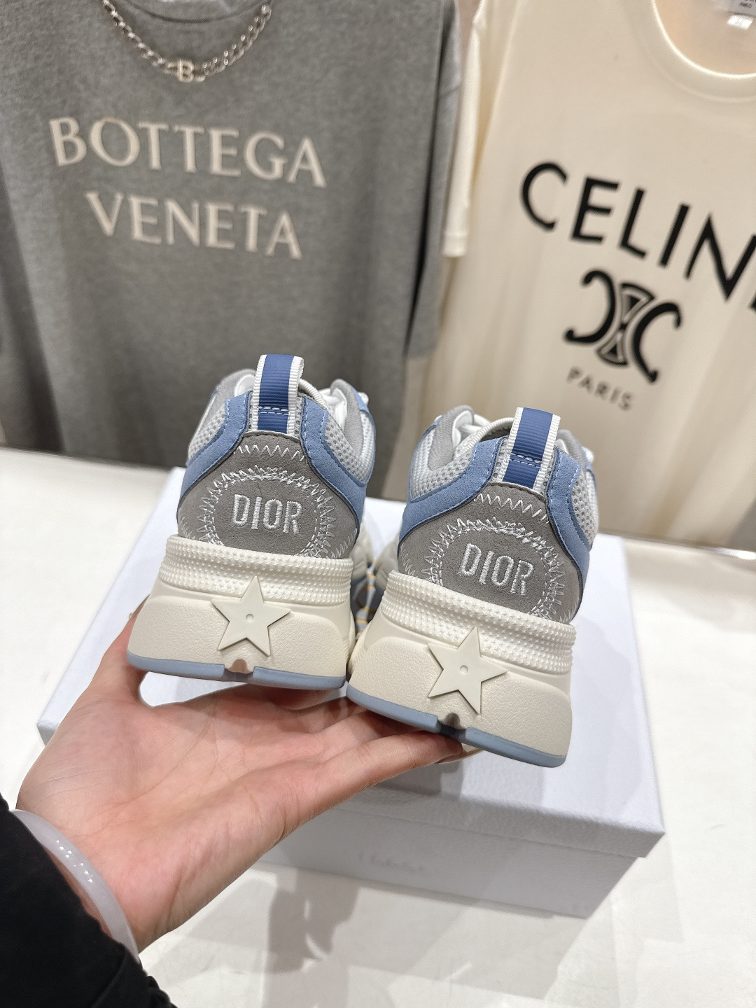 市场高版本 Dior*迪奥D家2026ss新款新色厚底休闲运动鞋老爹鞋，融入d家高定精神诠释经典跑鞋！原