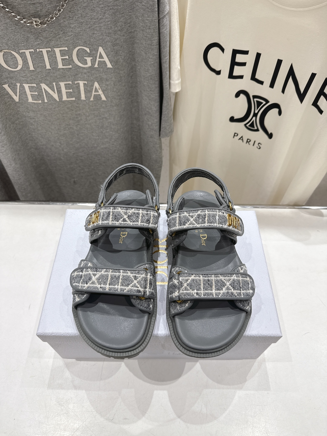 高版本出厂 【高品质】Dior*迪奥F019 D家2026ss春夏新款魔术贴沙滩凉鞋～经典版型 搭配贴合