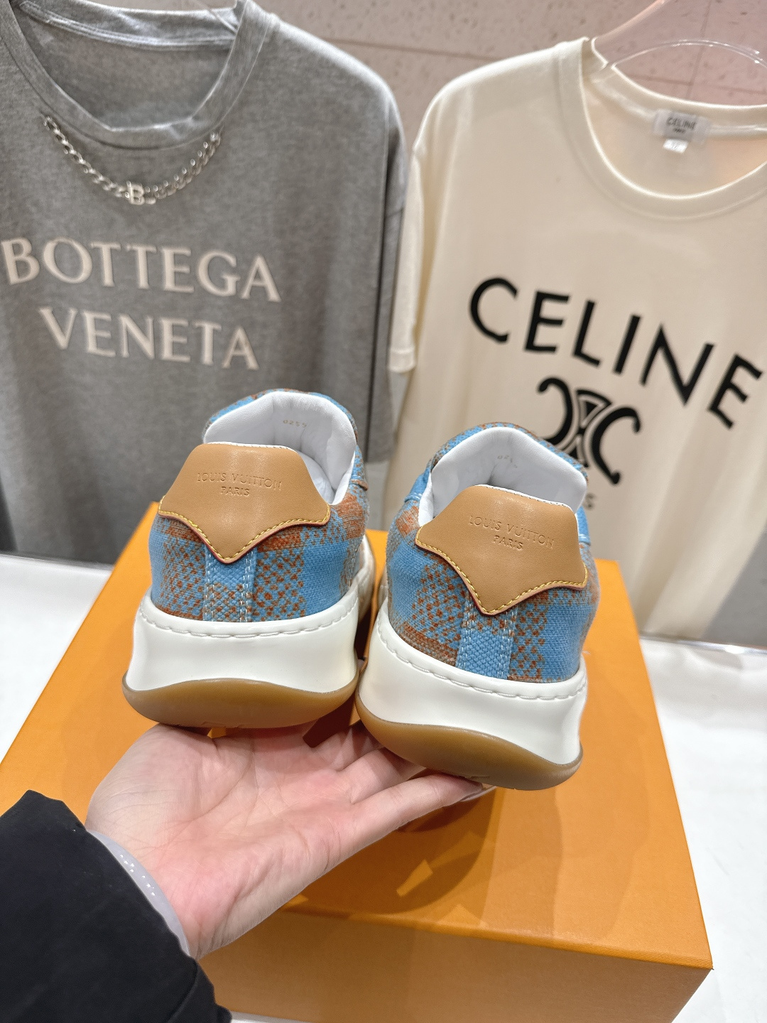 高版本出厂 情侣款 LOUIS VUITTON～LV路易威登F048 L家驴牌最新走秀款Tilted系列