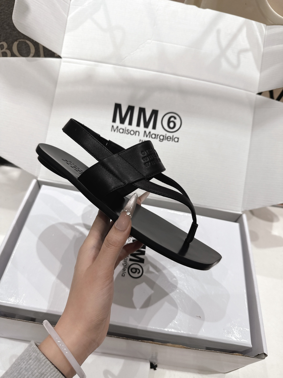 高版本出厂 【Maison Margiela】MM6马吉拉2026ss新品夏季平底夹脚凉鞋～夏季百搭款舒