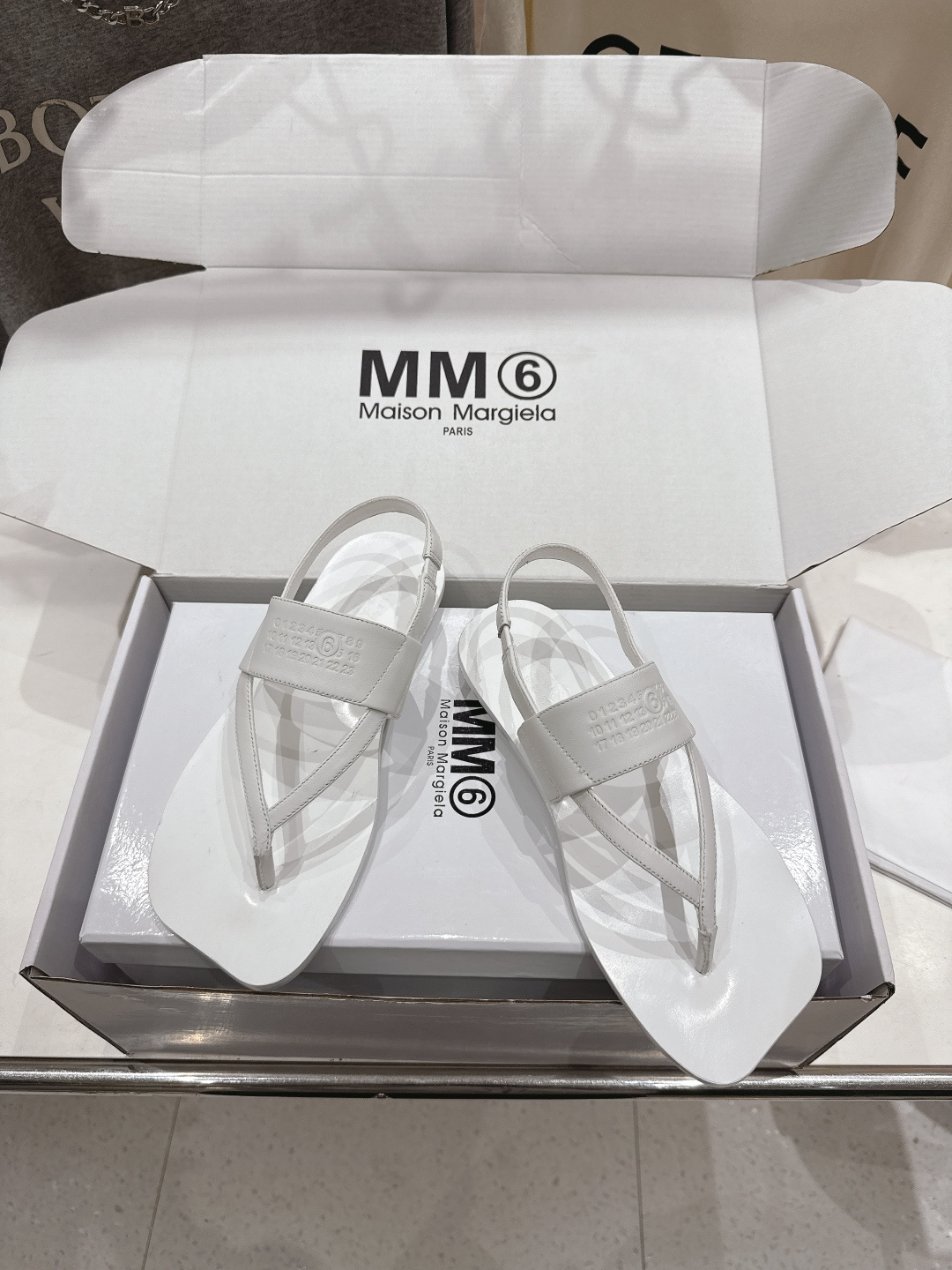 高版本出厂 【Maison Margiela】MM6马吉拉2026ss新品夏季平底夹脚凉鞋～夏季百搭款舒