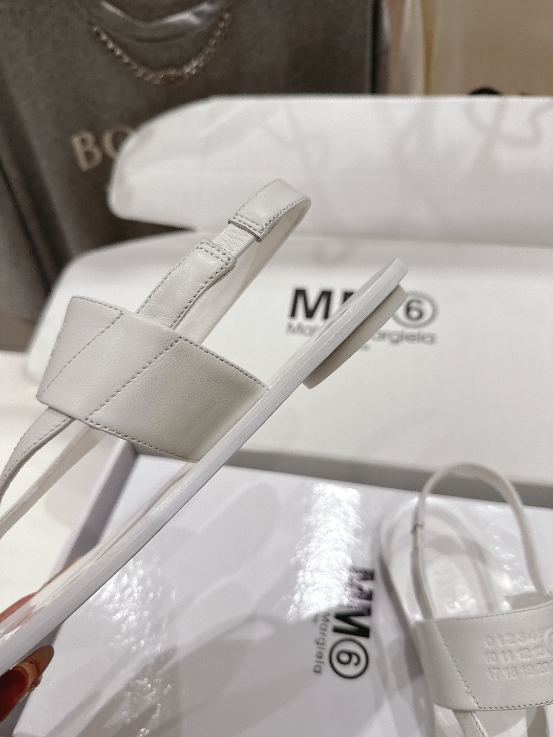 高版本出厂 【Maison Margiela】MM6马吉拉2026ss新品夏季平底夹脚凉鞋～夏季百搭款舒