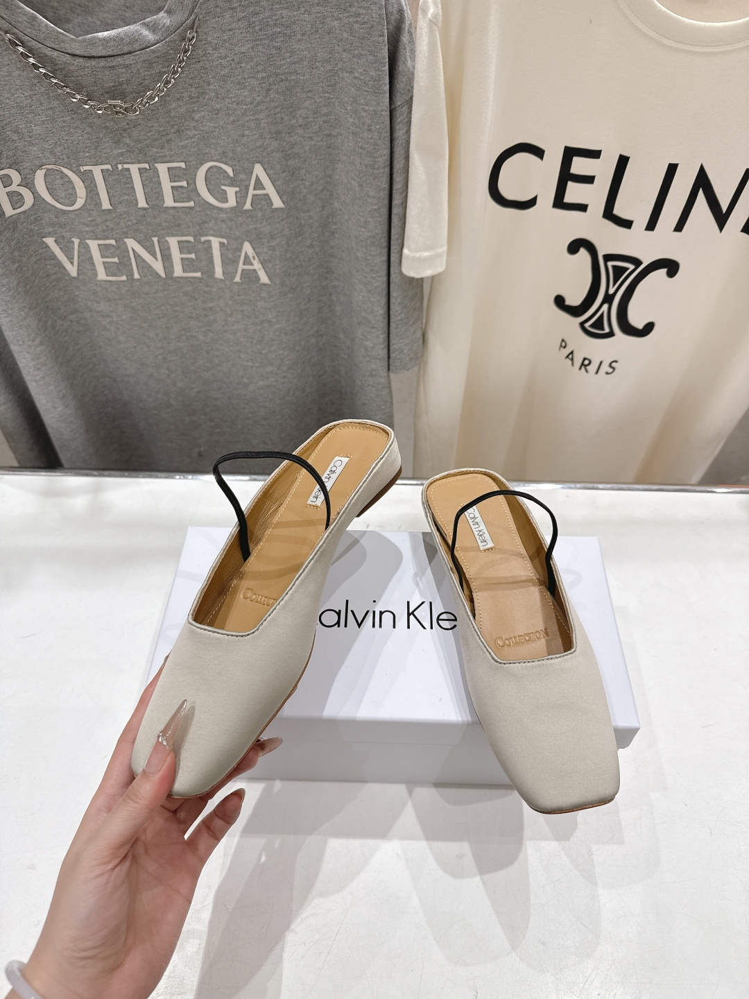 高版本出厂CalvinKlein Collection CK 26ss new F028方头平底鞋半包拖