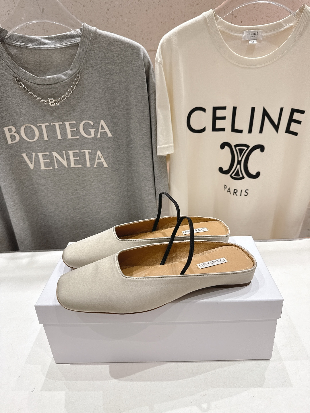 高版本出厂CalvinKlein Collection CK 26ss new F028方头平底鞋半包拖