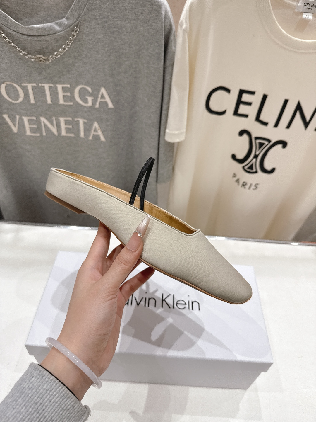 高版本出厂CalvinKlein Collection CK 26ss new F028方头平底鞋半包拖